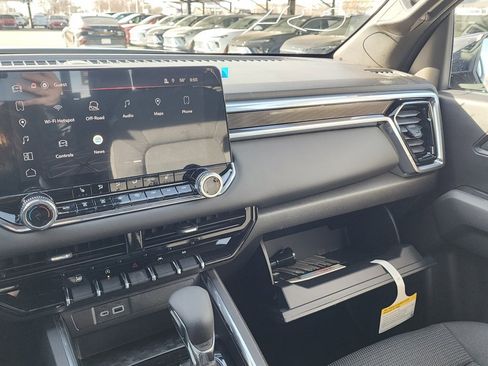 New 2026 GMC Canyon Elevation w/ Convenience Package image 35