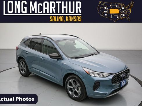 Used 2024 Ford Escape ST-Line w/ Tech Pack #1 FWD image 1
