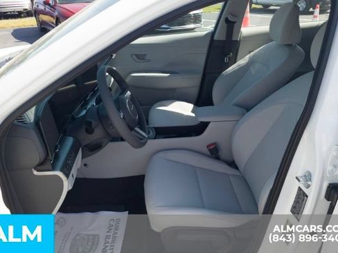 Used 2026 Hyundai Kona SE FWD image 15