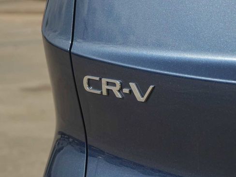 Certified 2025 Honda CR-V EX image 8
