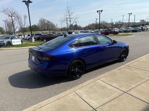 Used 2023 Honda Accord Sport image 4