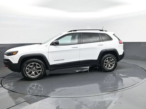 Used 2022 Jeep Cherokee Trailhawk w/ Premium Leather Package AWD/4WD image 5