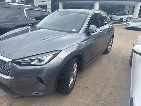 Used 2022 INFINITI QX50 Luxe FWD image 2