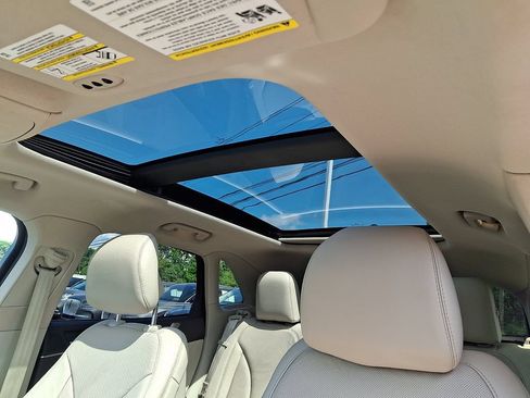 Certified 2019 Lincoln MKC Reserve w/ MKC Climate Package AWD/4WD image 13