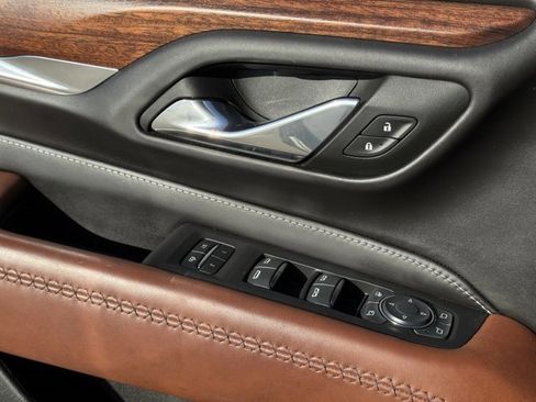 Used 2024 GMC Yukon Denali Ultimate image 25