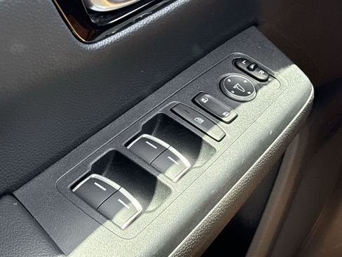 Used 2025 Honda CR-V Sport Touring image 23
