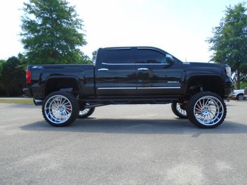 Used 2015 GMC Sierra 1500 Denali w/ Driver Alert Package image 4