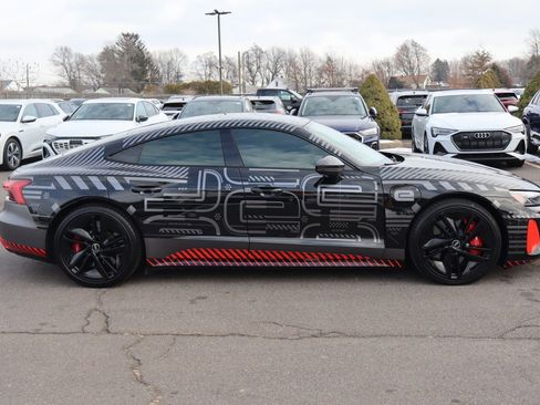 Used 2023 Audi RS e-tron GT image 4