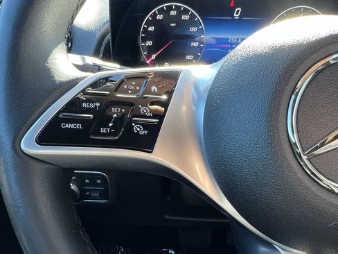 Certified 2025 Mercedes-Benz GLB 250 4MATIC image 19