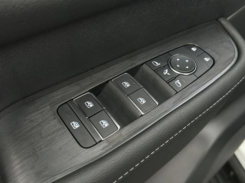 New 2026 Nissan Armada Platinum RWD image 32
