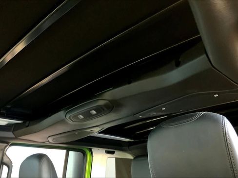 New 2025 Jeep Wrangler Unlimited Rubicon 392 image 16