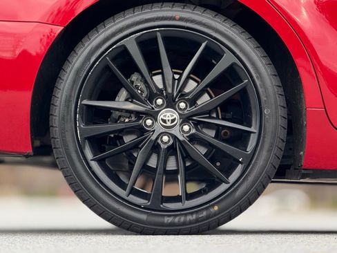 Used 2021 Toyota Camry XSE w/ Navigation Package image 19