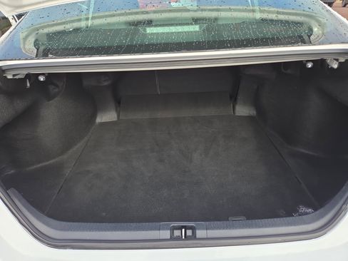 Certified 2021 Toyota Camry SE image 37