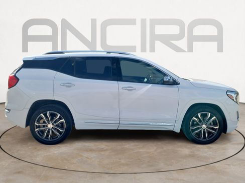 Used 2019 GMC Terrain Denali w/ Advanced Safety Package image 11