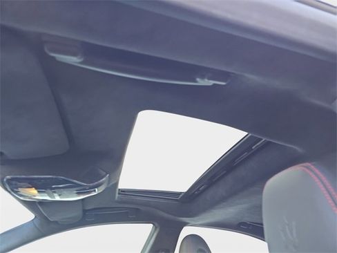 Used 2022 Maserati Ghibli Modena Q4 image 32