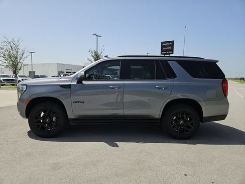 Used 2022 GMC Yukon AT4 AWD/4WD image 4