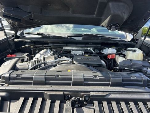 Used 2021 Chevrolet Silverado 2500 High Country w/ Z71 Off-Road Package image 11