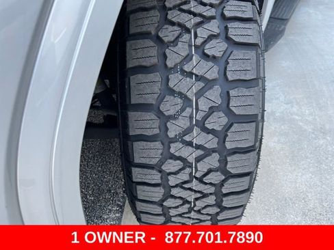 Used 2022 GMC Sierra 1500 Elevation w/ Preferred Package RWD image 12