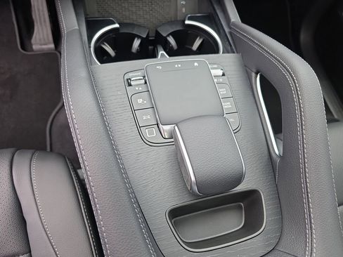 New 2026 Mercedes-Benz GLE 450 4MATIC image 17