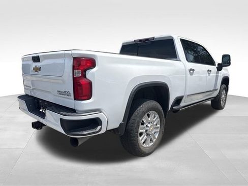 Used 2024 Chevrolet Silverado 3500 High Country w/ High Country Premium Package AWD/4WD image 7