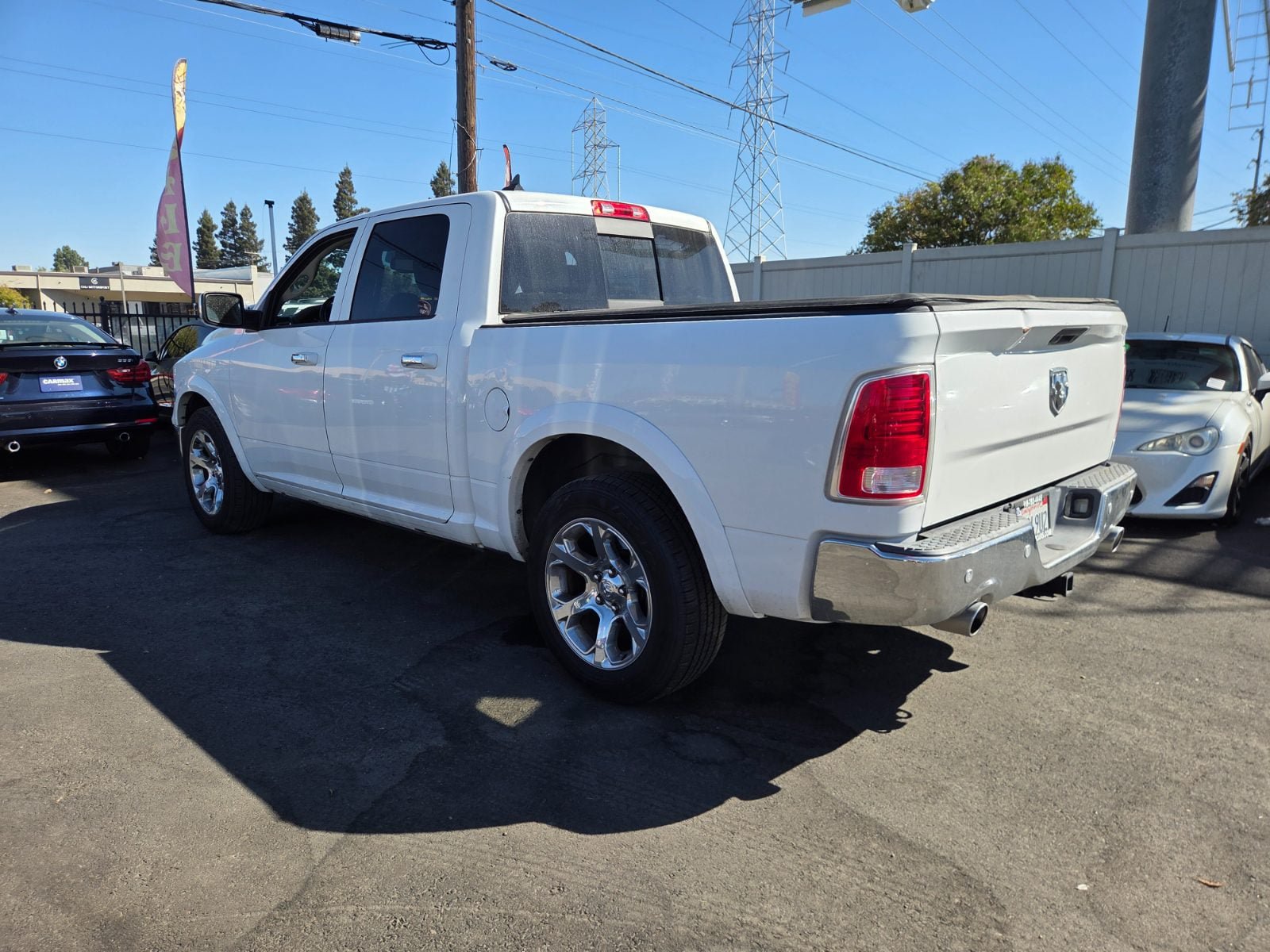 Used 2016 RAM 1500 Laramie w/ Convenience Group RWD image 2