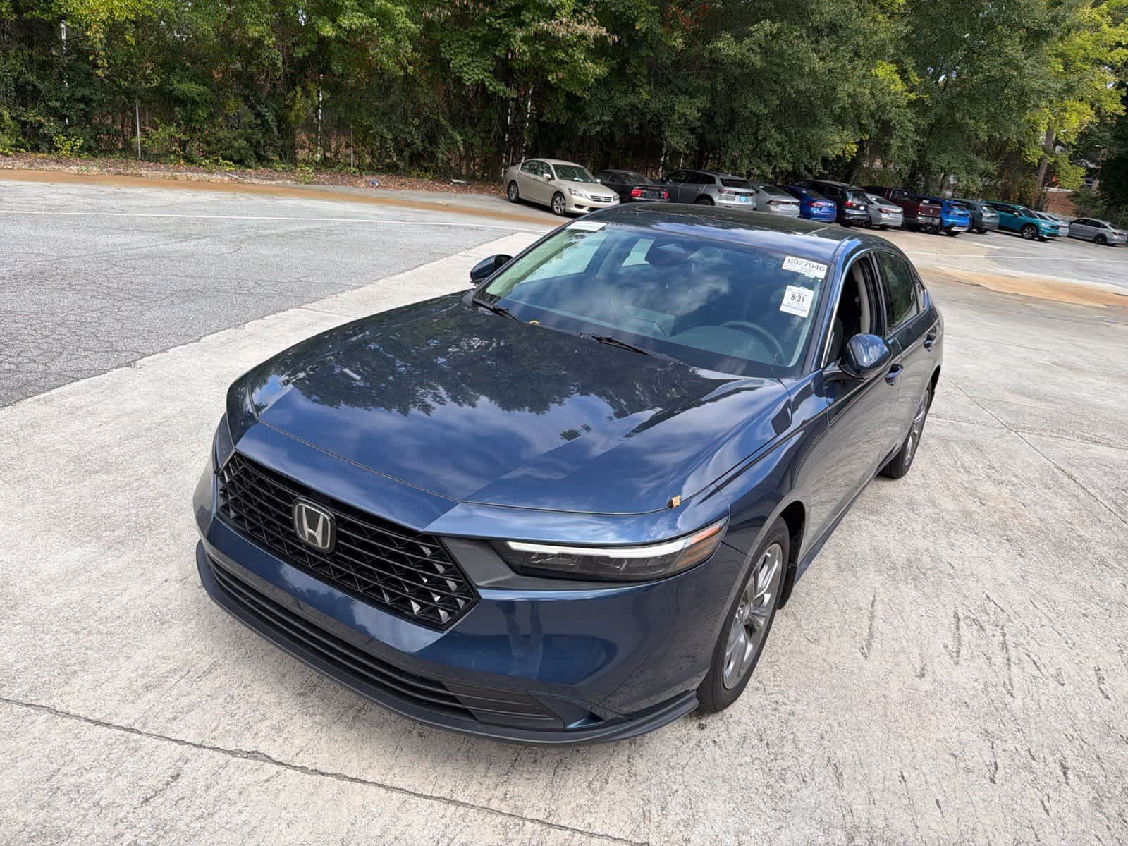 Used 2023 Honda Accord EX image 3