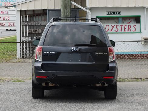 Used 2012 Subaru Forester 2.5X Premium w/ All-Weather Pkg AWD/4WD image 7