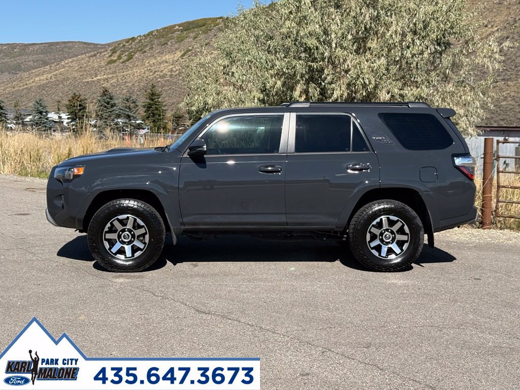 Used 2024 Toyota 4Runner TRD Off-Road Premium w/ Moonroof Package AWD/4WD image 2