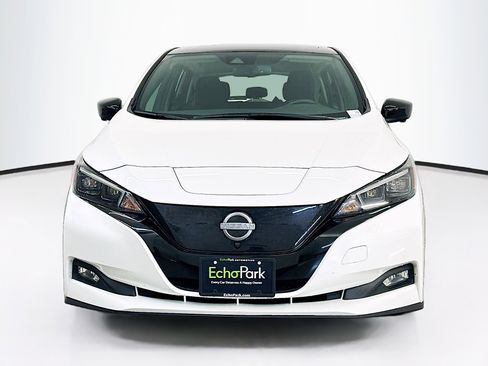 Used 2025 Nissan Leaf SV Plus FWD image 2