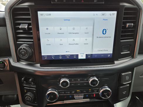 Used 2023 Ford F150 Limited image 41