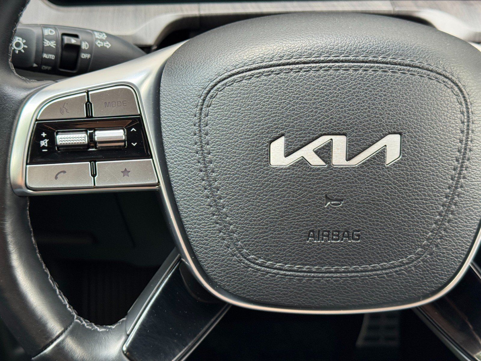 Used 2024 Kia Telluride SX AWD/4WD image 22