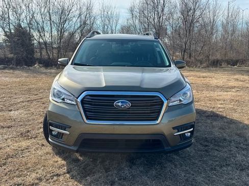 Used 2022 Subaru Ascent Limited image 9