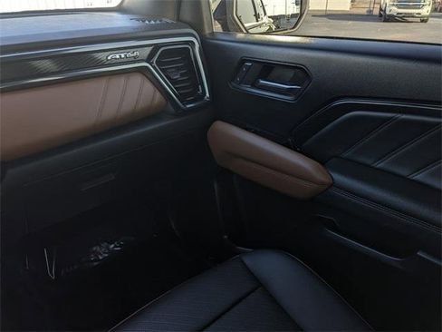 Used 2023 GMC Canyon AT4 w/ AT4 Premium Package image 19