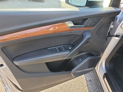 Used 2023 Audi Q5 2.0T Premium Plus image 9