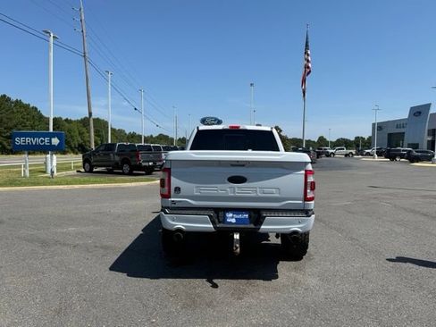 Used 2021 Ford F150 Lariat w/ Equipment Group 502A High AWD/4WD image 4