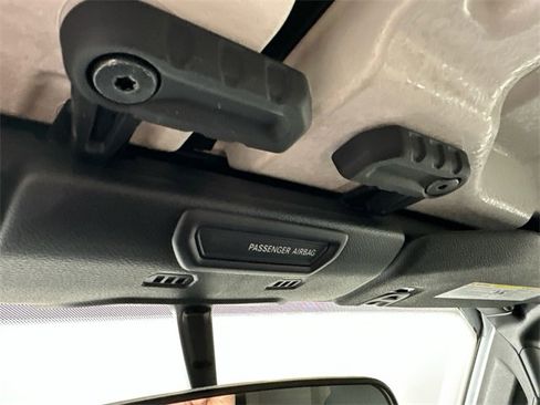 Certified 2023 Jeep Gladiator Sport image 31