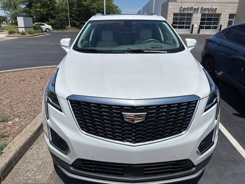 Used 2024 Cadillac XT5 Premium Luxury w/ Technology Package FWD image 1