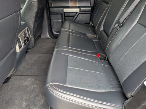 Used 2022 Ford F350 Lariat w/ Lariat Ultimate Package AWD/4WD image 9
