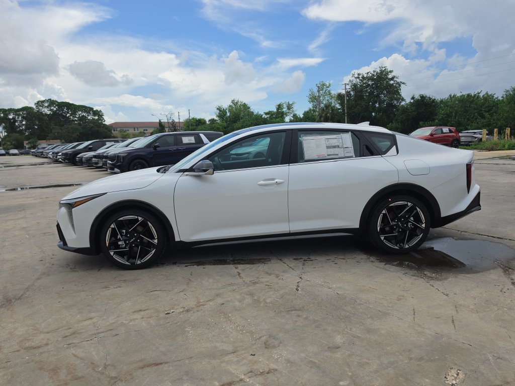 New 2026 Kia K4 EX w/ GT-Line Premium Package FWD image 5