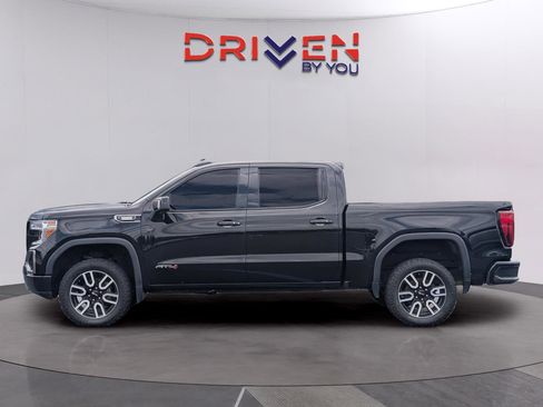 Used 2021 GMC Sierra 1500 AT4 w/ AT4 Value Package AWD/4WD image 2