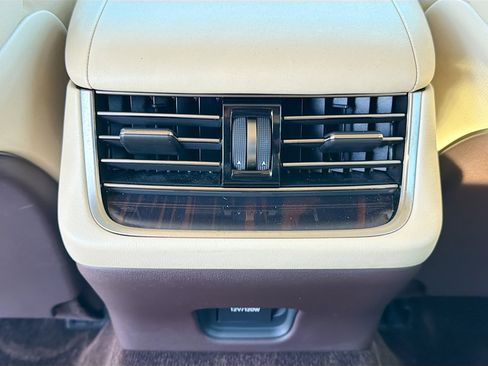 Used 2020 Lexus LS 500 image 20