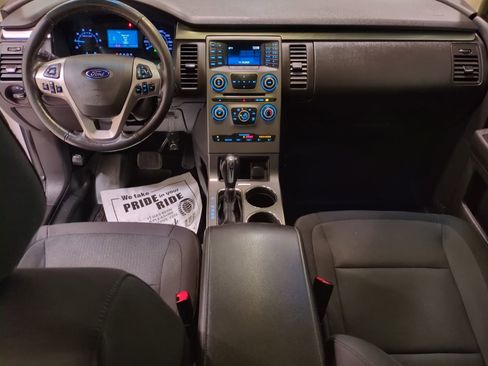 Used 2019 Ford Flex SE image 15