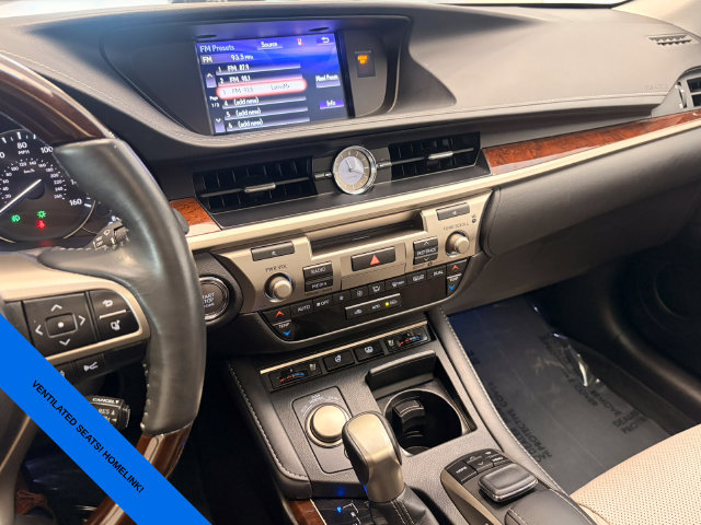 Used 2017 Lexus ES 350 w/ Luxury Package FWD image 24