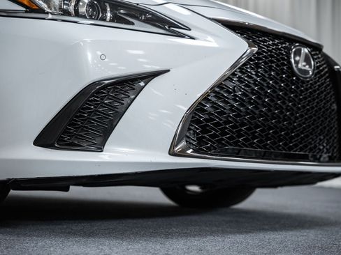 Used 2021 Lexus ES 350 F Sport w/ Accessory Package FWD image 15