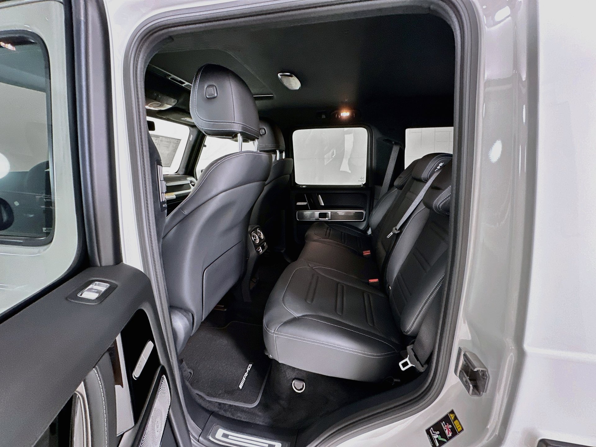 New 2027 Mercedes-Benz G 580 e image 27
