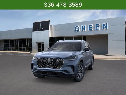 New 2026 Lincoln Aviator 2WD image 2