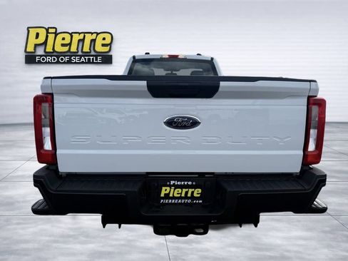 New 2025 Ford F250 XL image 3