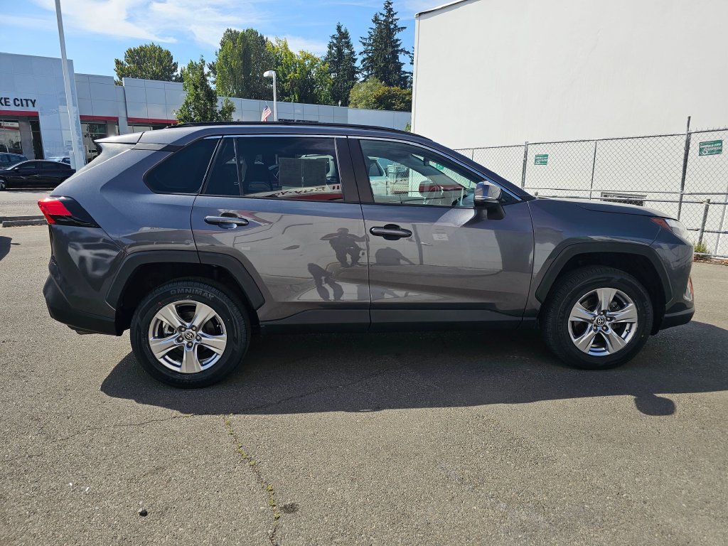 Certified 2023 Toyota RAV4 XLE w/ XLE Grade Weather Package AWD/4WD image 8