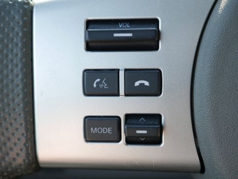 Used 2021 Nissan Frontier SV w/ Midnight Edition Floor Mats image 23