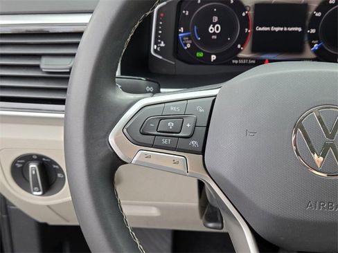 Used 2023 Volkswagen Atlas SEL image 18